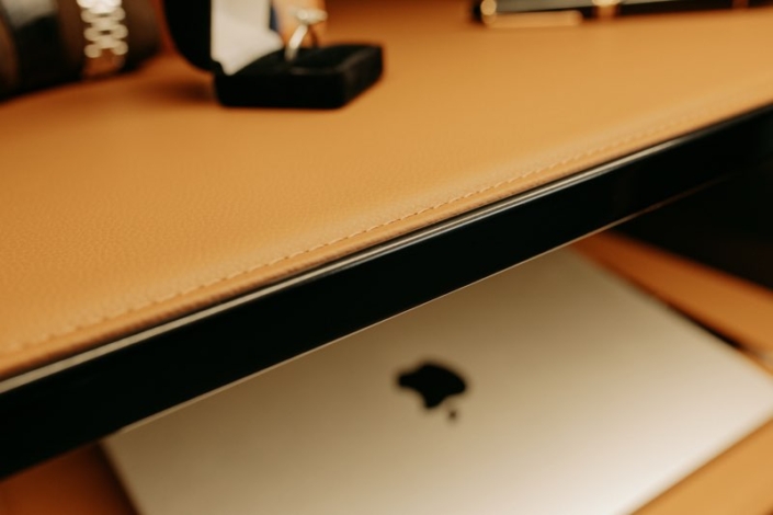 johnsons black safe showroom-22